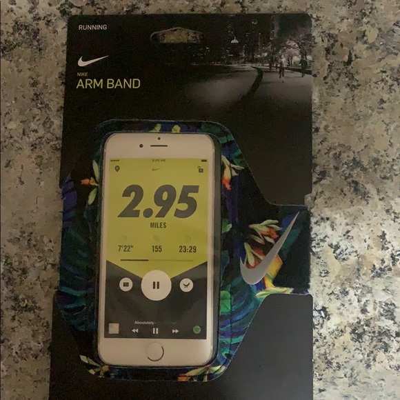 nike armband phone